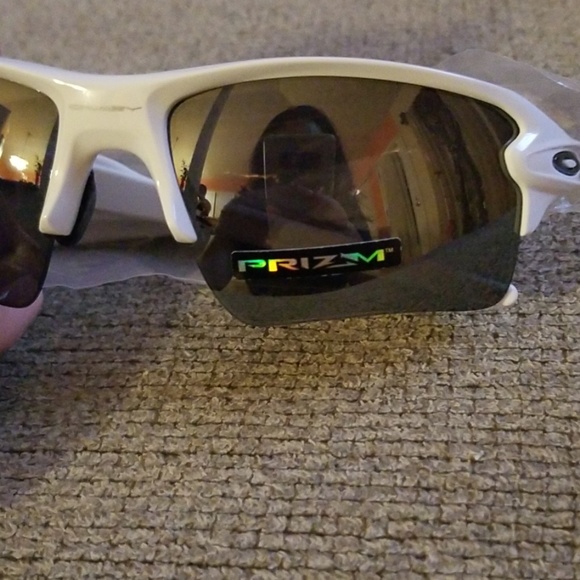 Oakley Prizm Sunglasses! - Picture 2 of 4